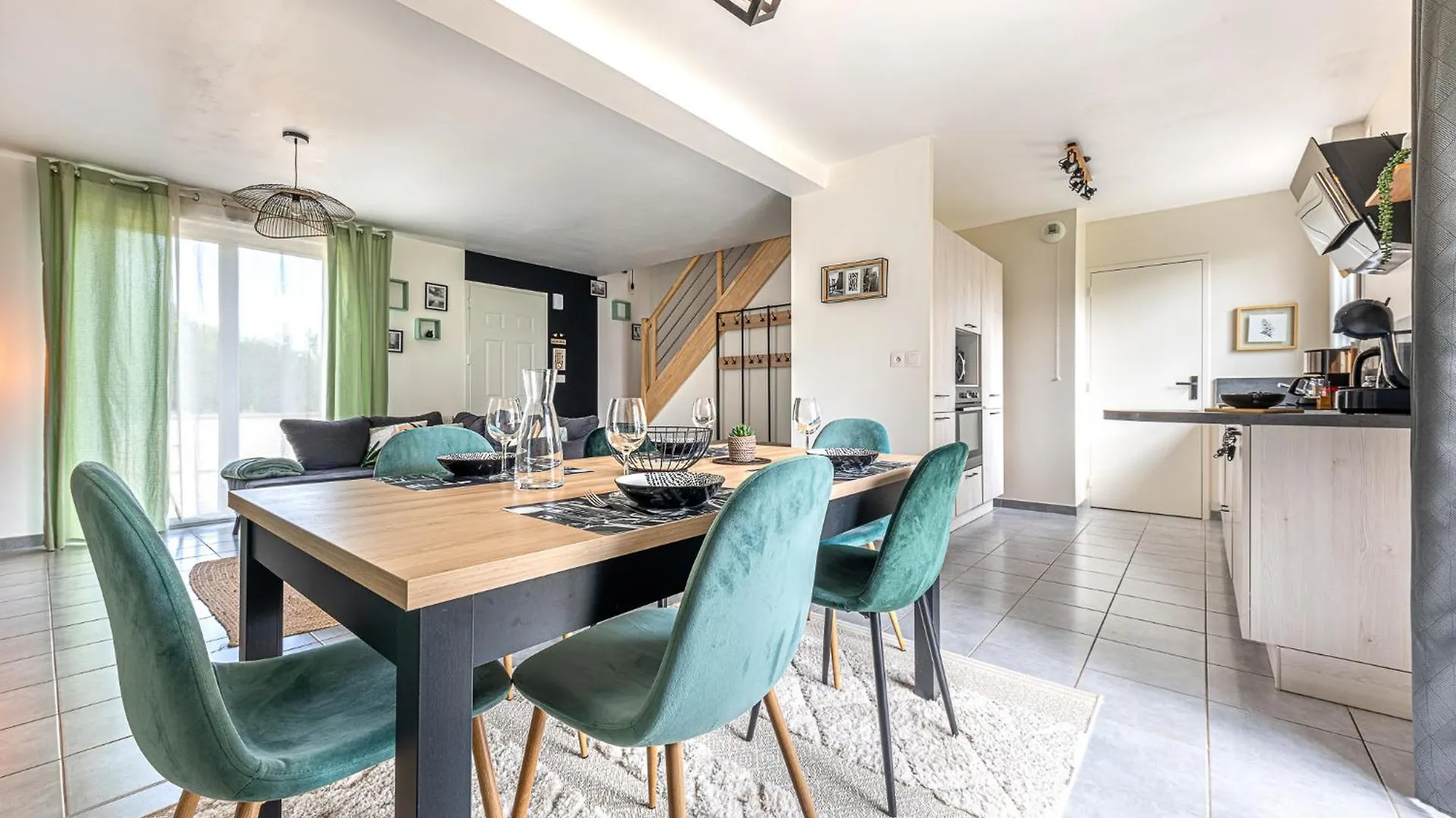 Holiday home Maison Familiale 6 Personnes Miniac-Morvan
